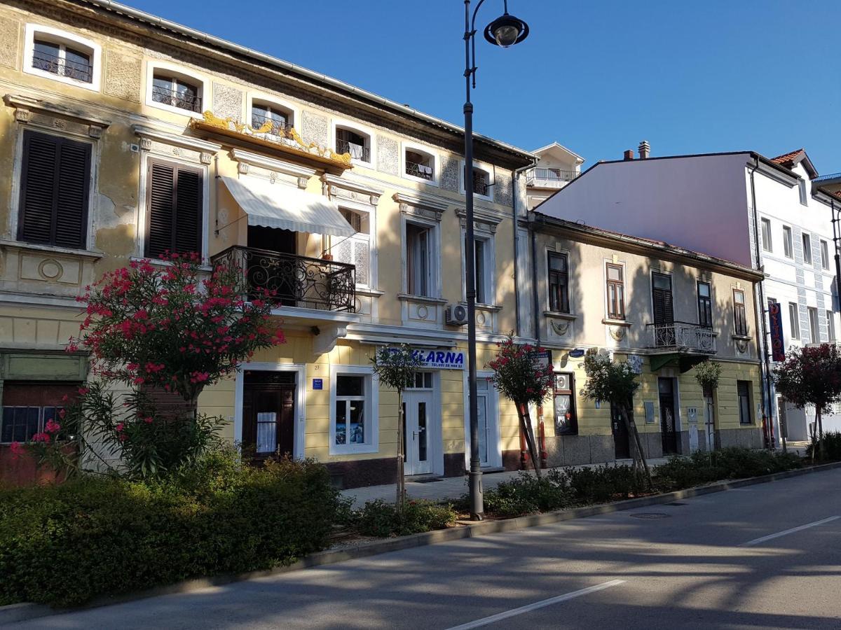 Apartmandamir Crikvenica Exteriör bild