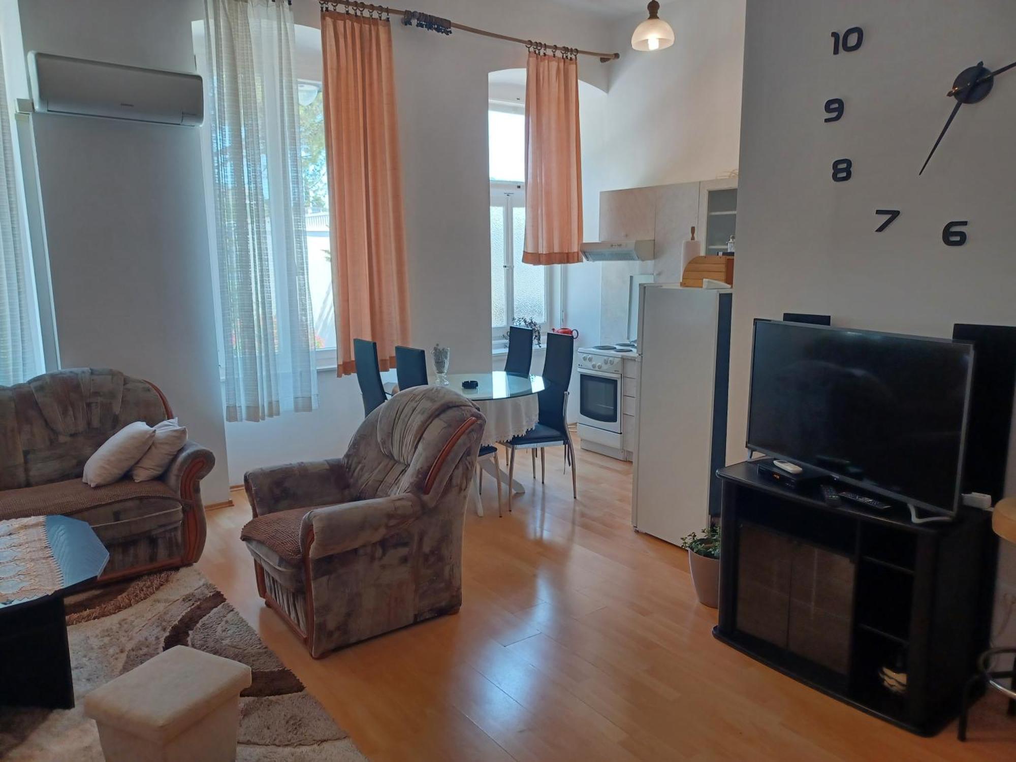 Apartmandamir Crikvenica Exteriör bild